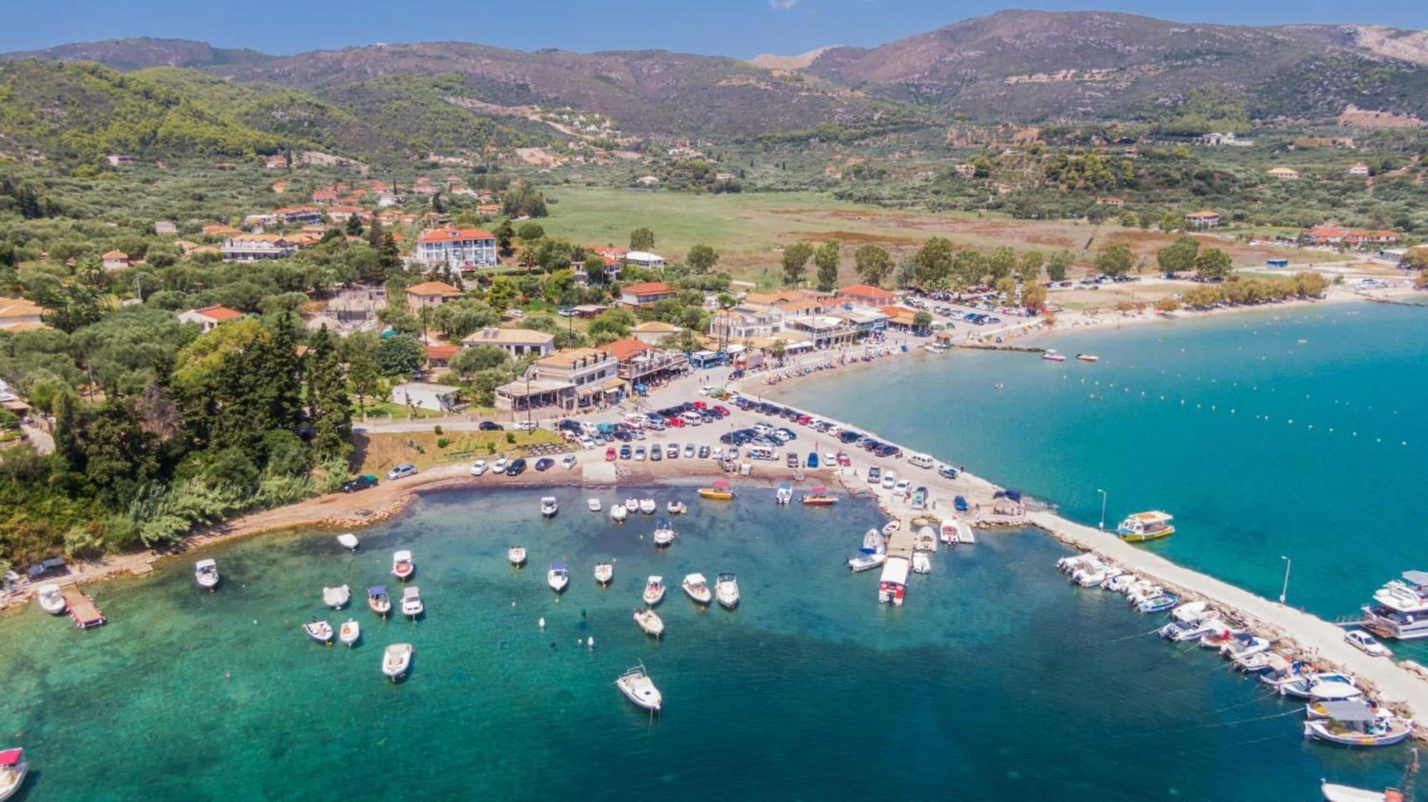 Playa Eptanisos Beachfront Suites Zante