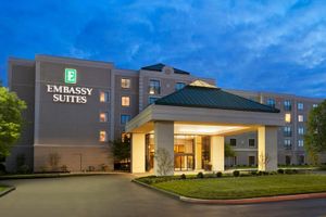 Alojamiento - Embassy Suites by Hilton Philadelphia Airport