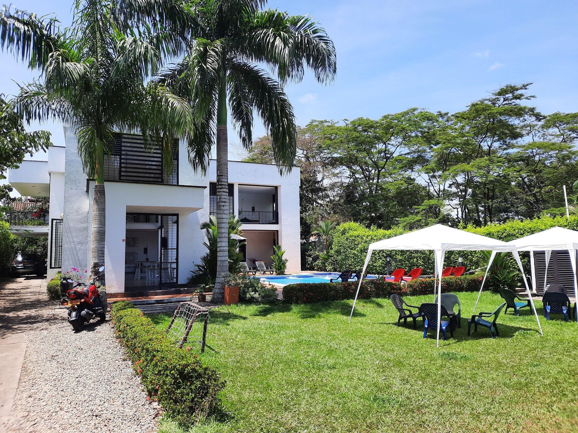 Vista Exterior Media taza café hotel