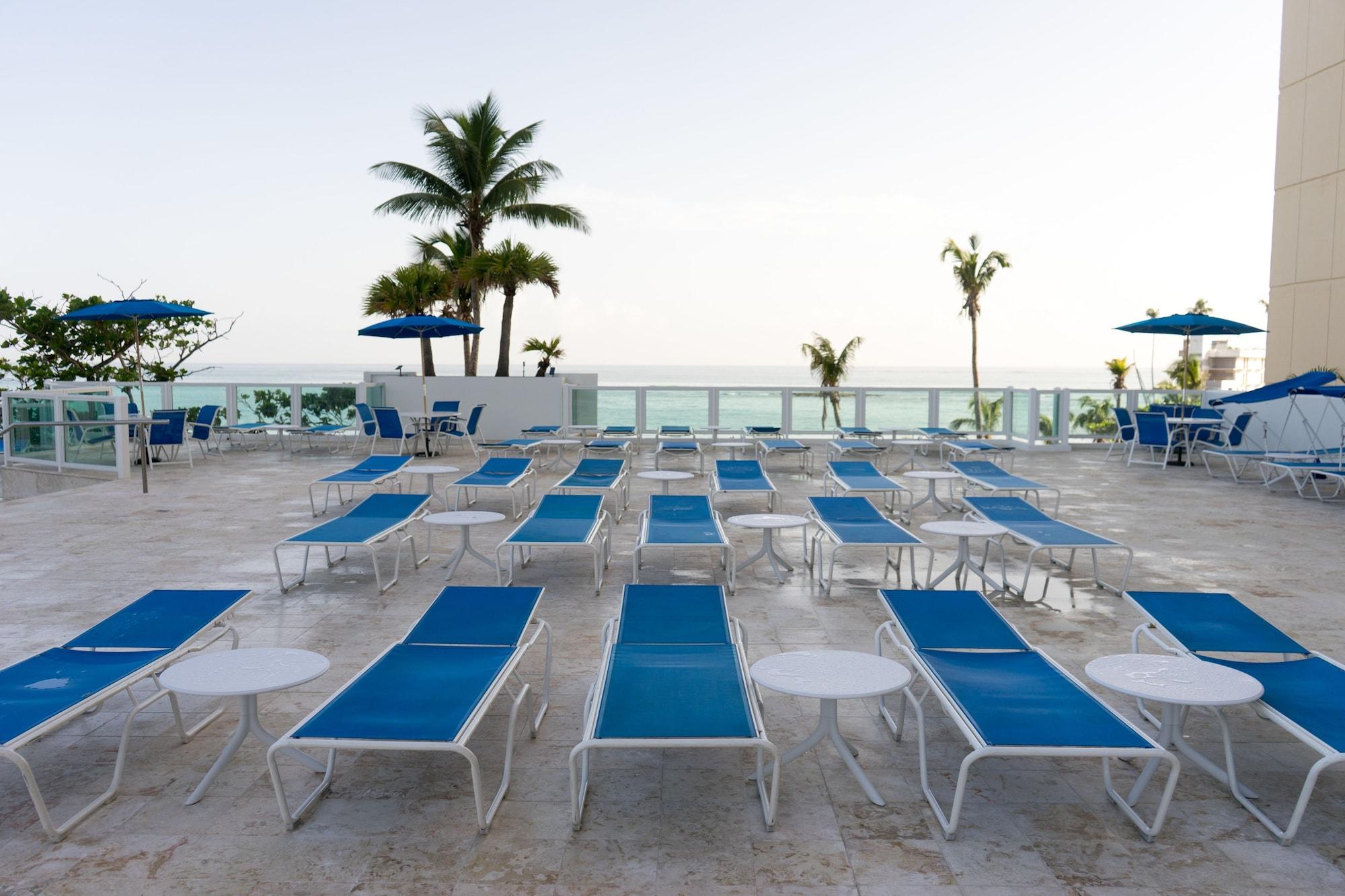Vista Piscina Caribbean Presidential Suite Ocean View