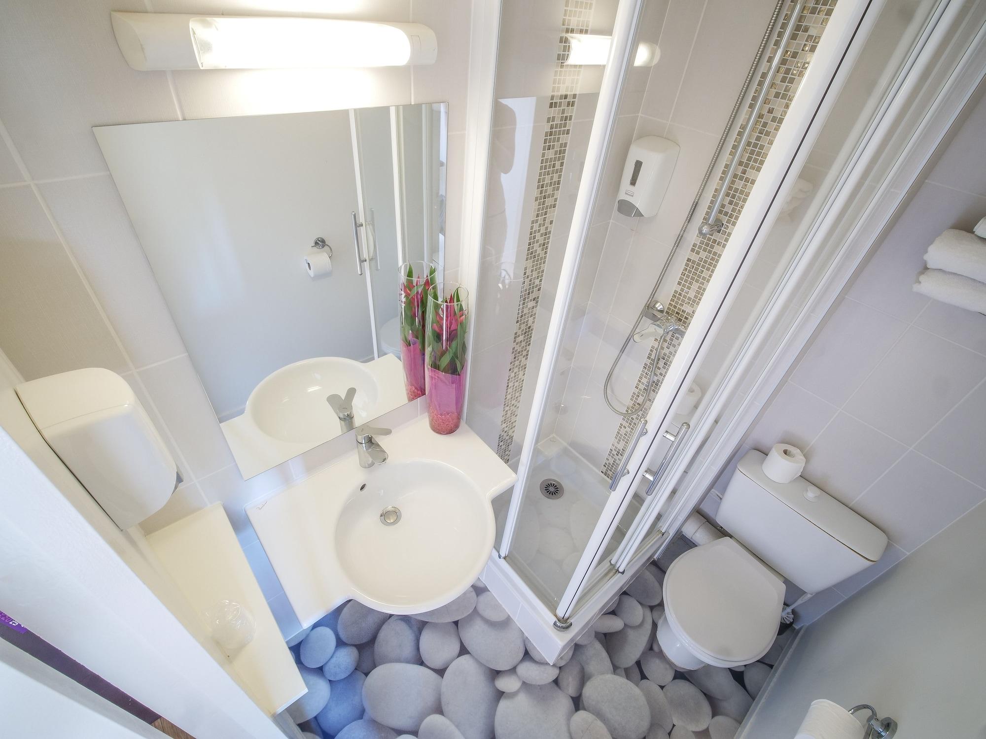 Equipamiento de Habitación Hôtel Inn Design Chartres Resto Novo