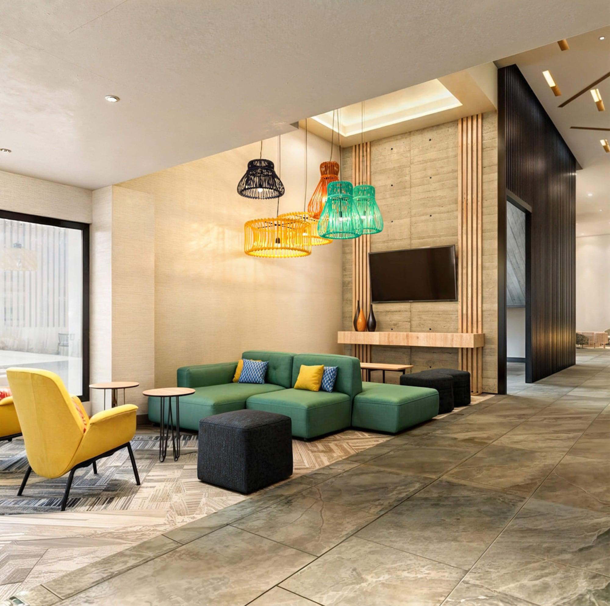 Vista Lobby Tru by Hilton Saltillo