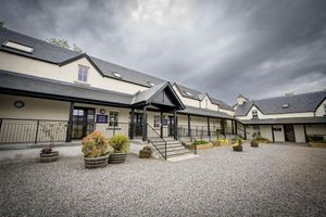 Alojamiento - Loch Ness Bunk Inn
