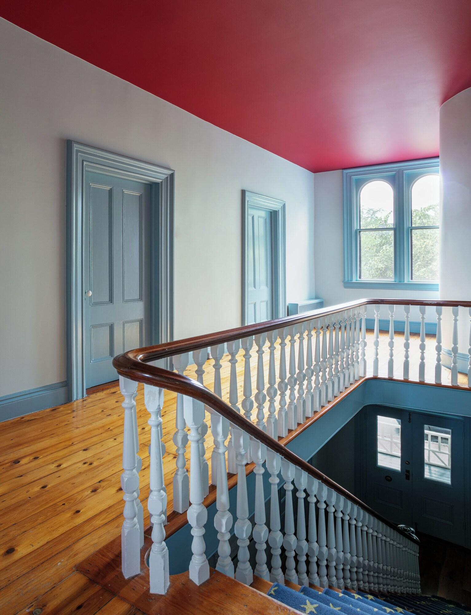 Varios The Swain House at 21Broad