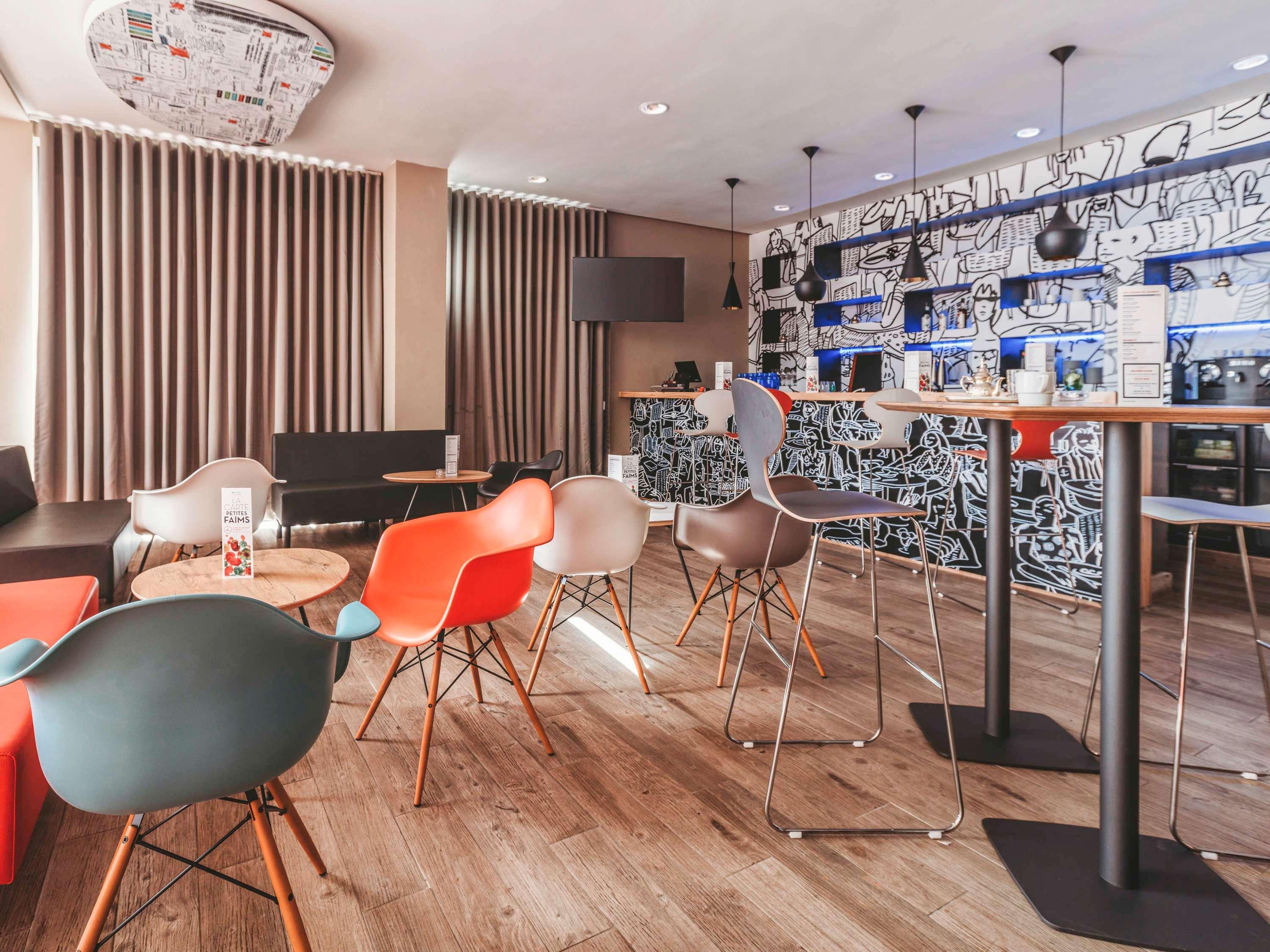 Bar/Salón ibis Mohammedia