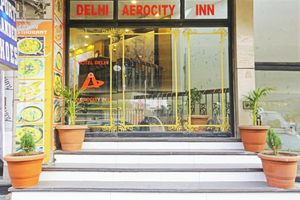 Alojamiento - Hotel Delhi Aerocity Inn