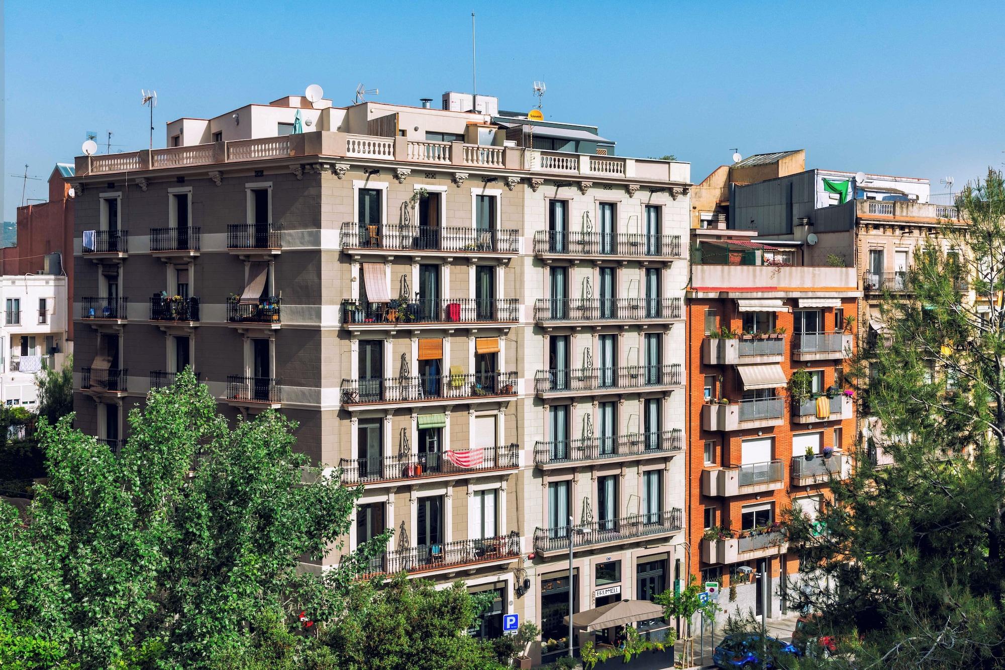 Vista Exterior Hotel Brummell