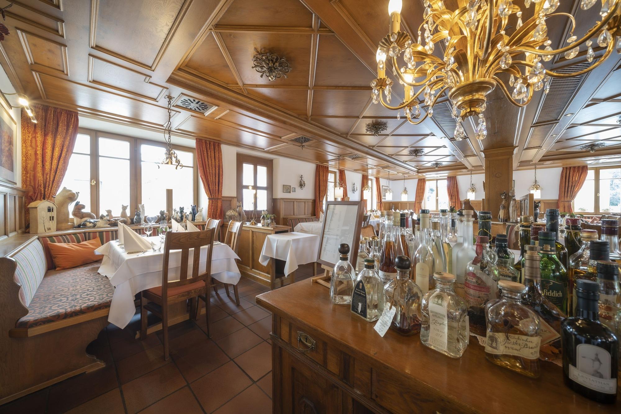 Bar/Salón Hotel-Restaurant Hirsch