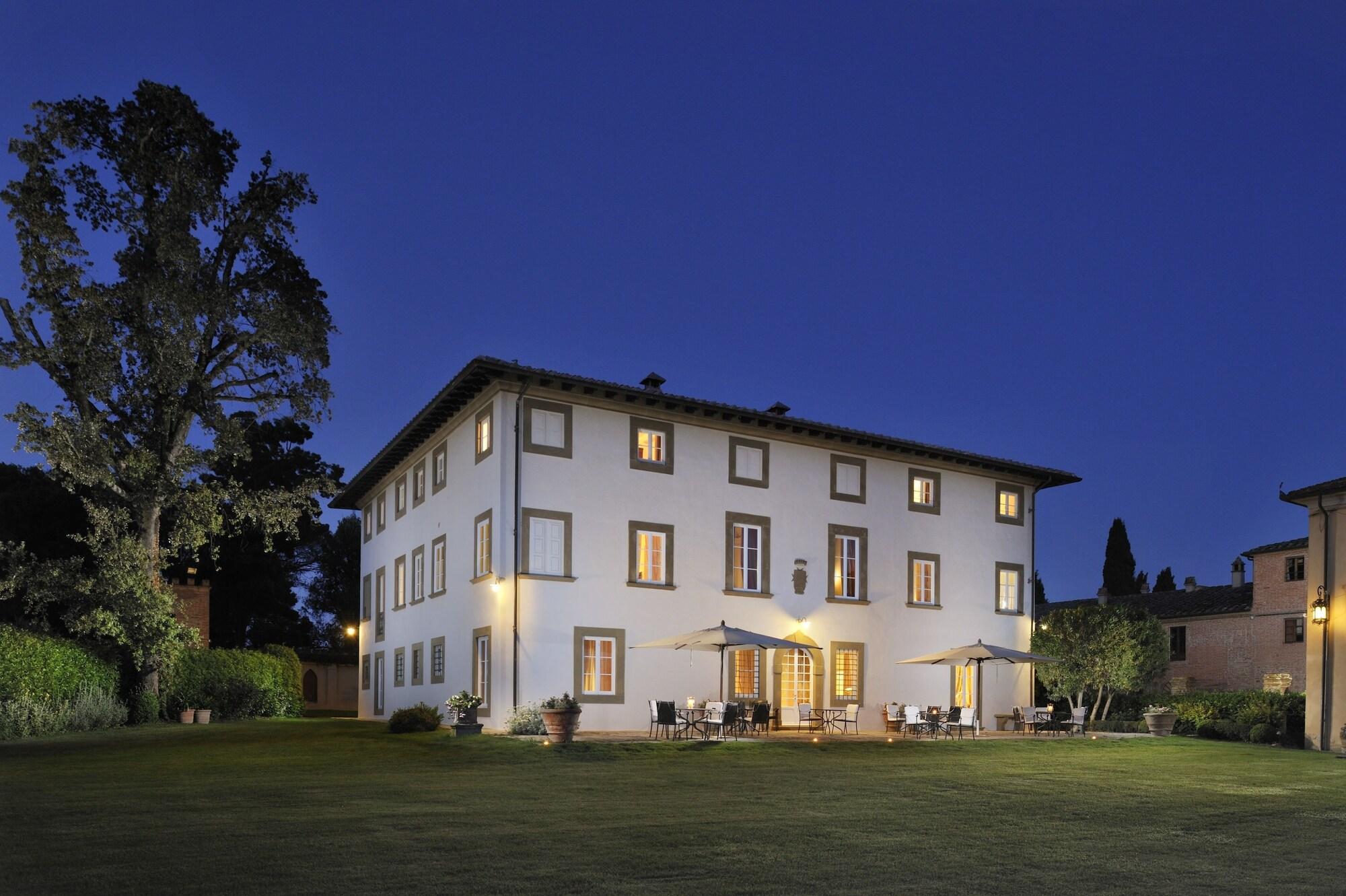 Varios Pratello Country Resort