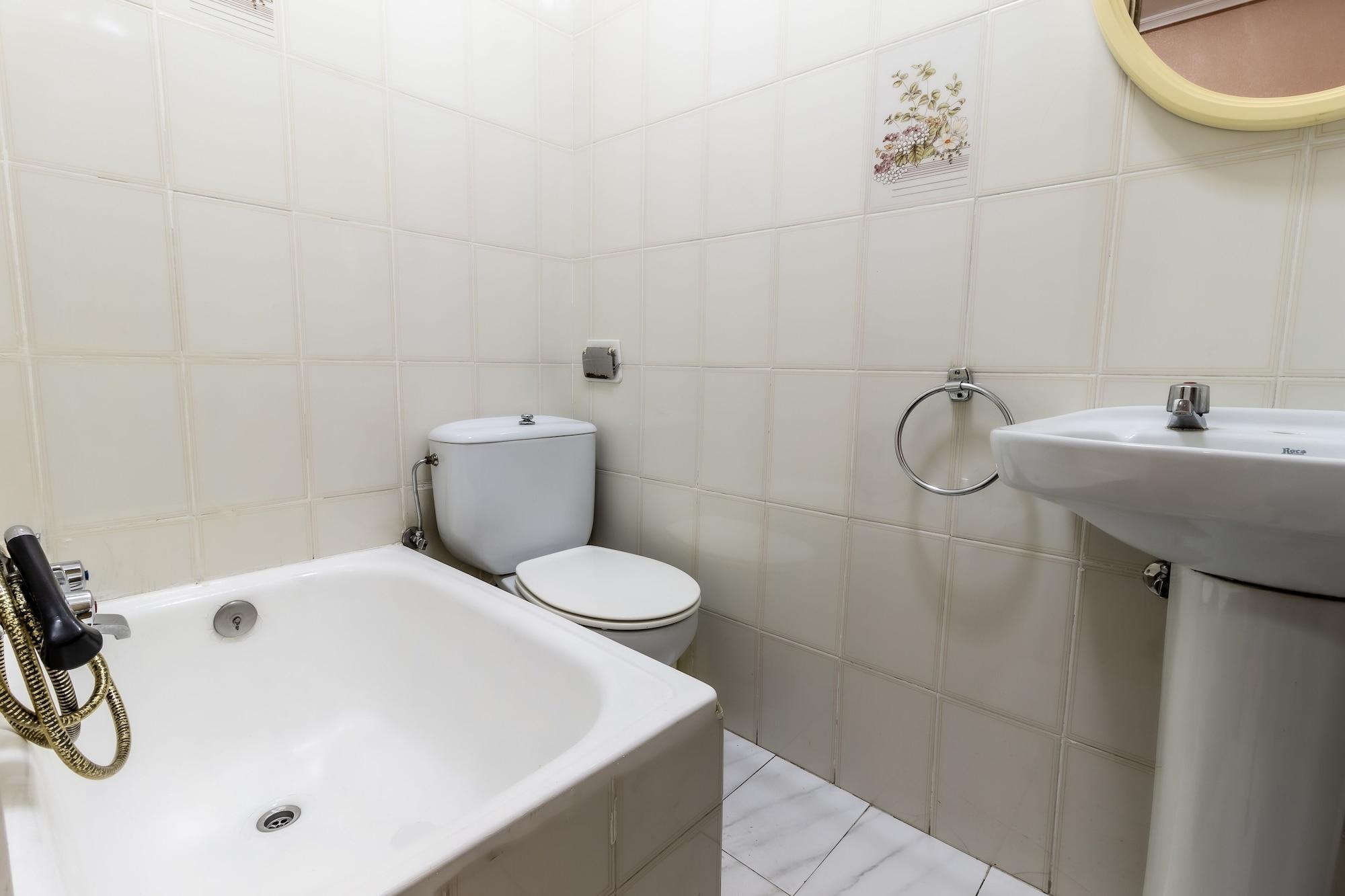 Equipamiento de Habitación Pensión Virginia by Vivere Stays