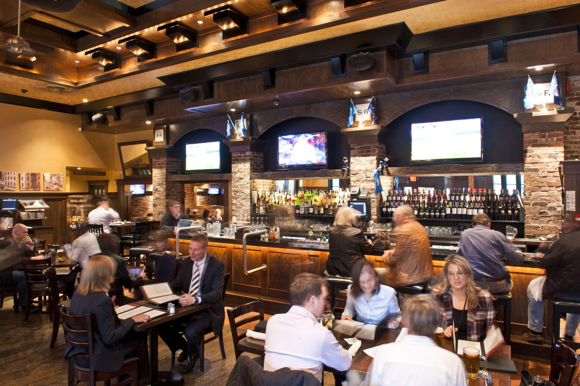 Restaurant The St. Regis Hotel