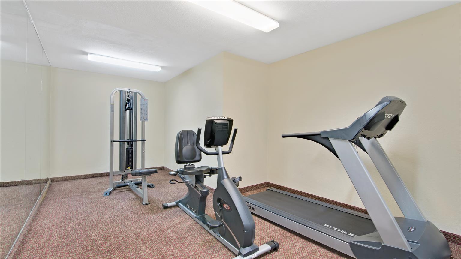 Gimnasio Motel 6 Decatur, TX