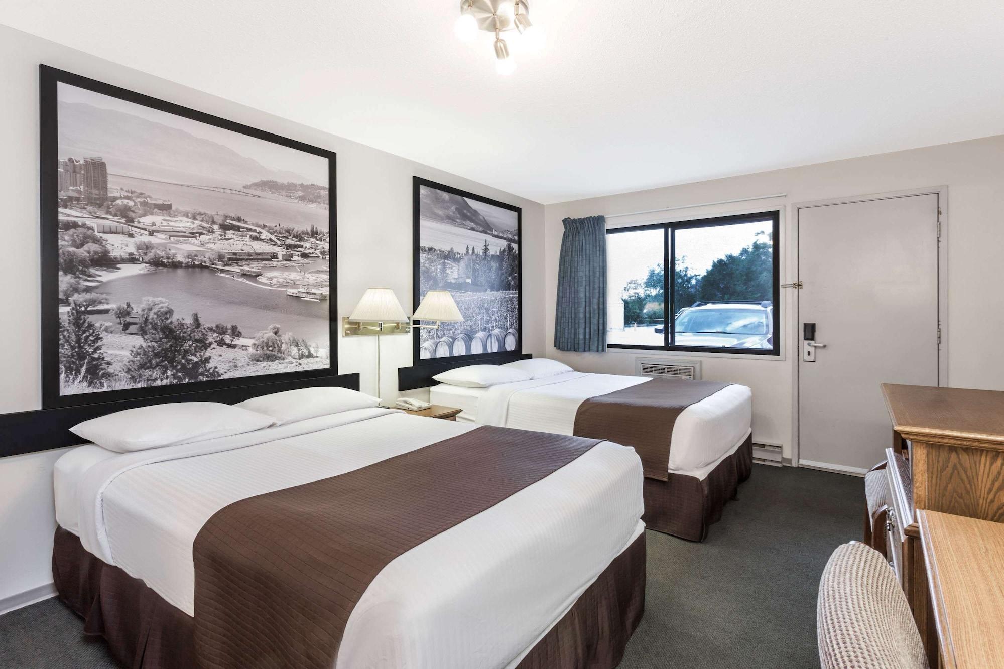 Habitación Super 8 by Wyndham Kelowna BC