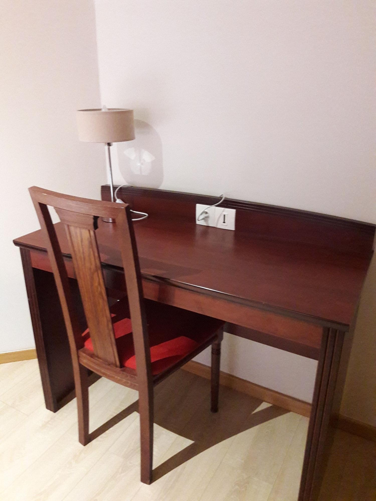 Set de Habitación Hotel Crocus Caen Memorial