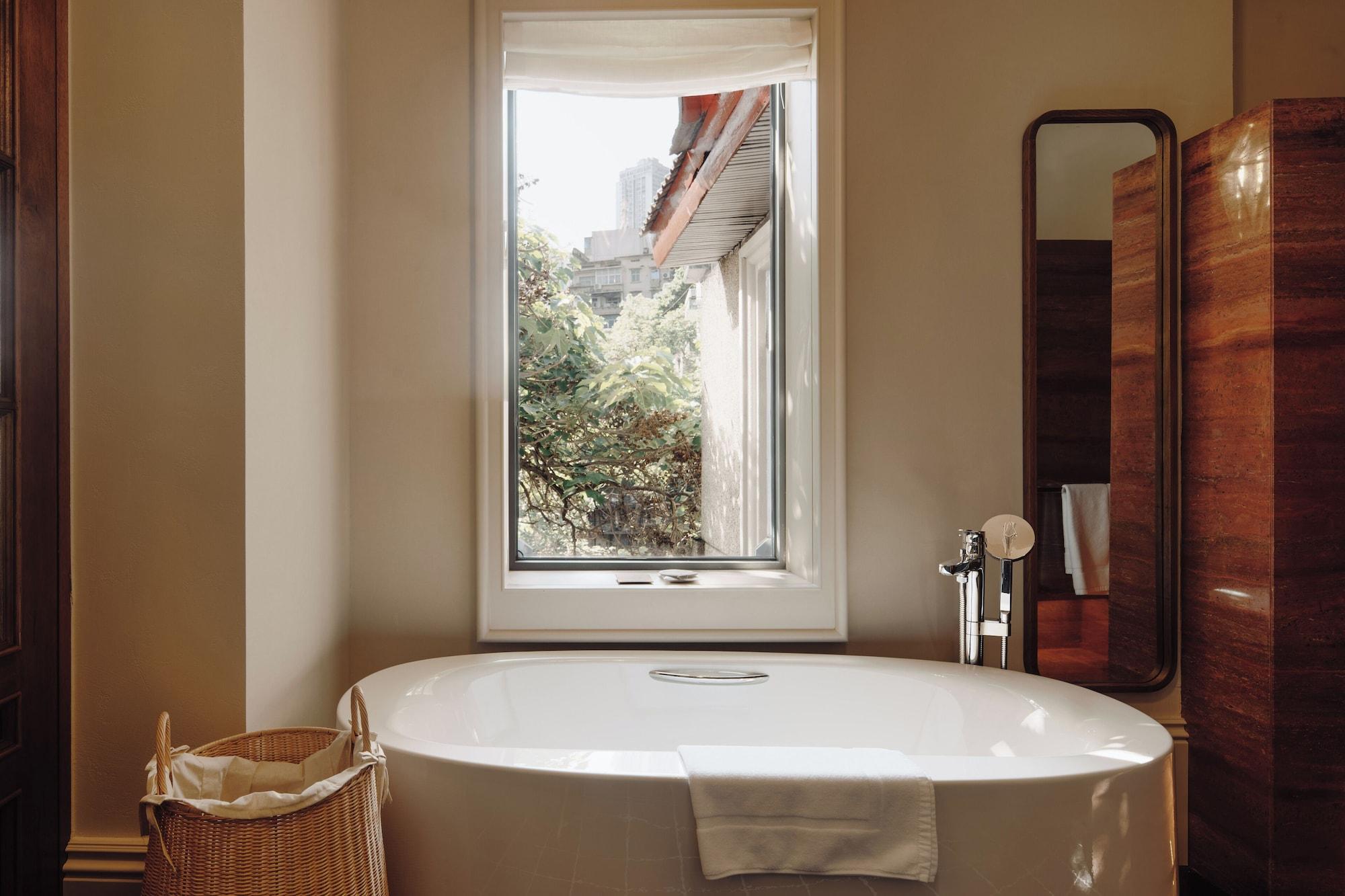 Vista Piscina Sunyata Mountain Alley Chongqing