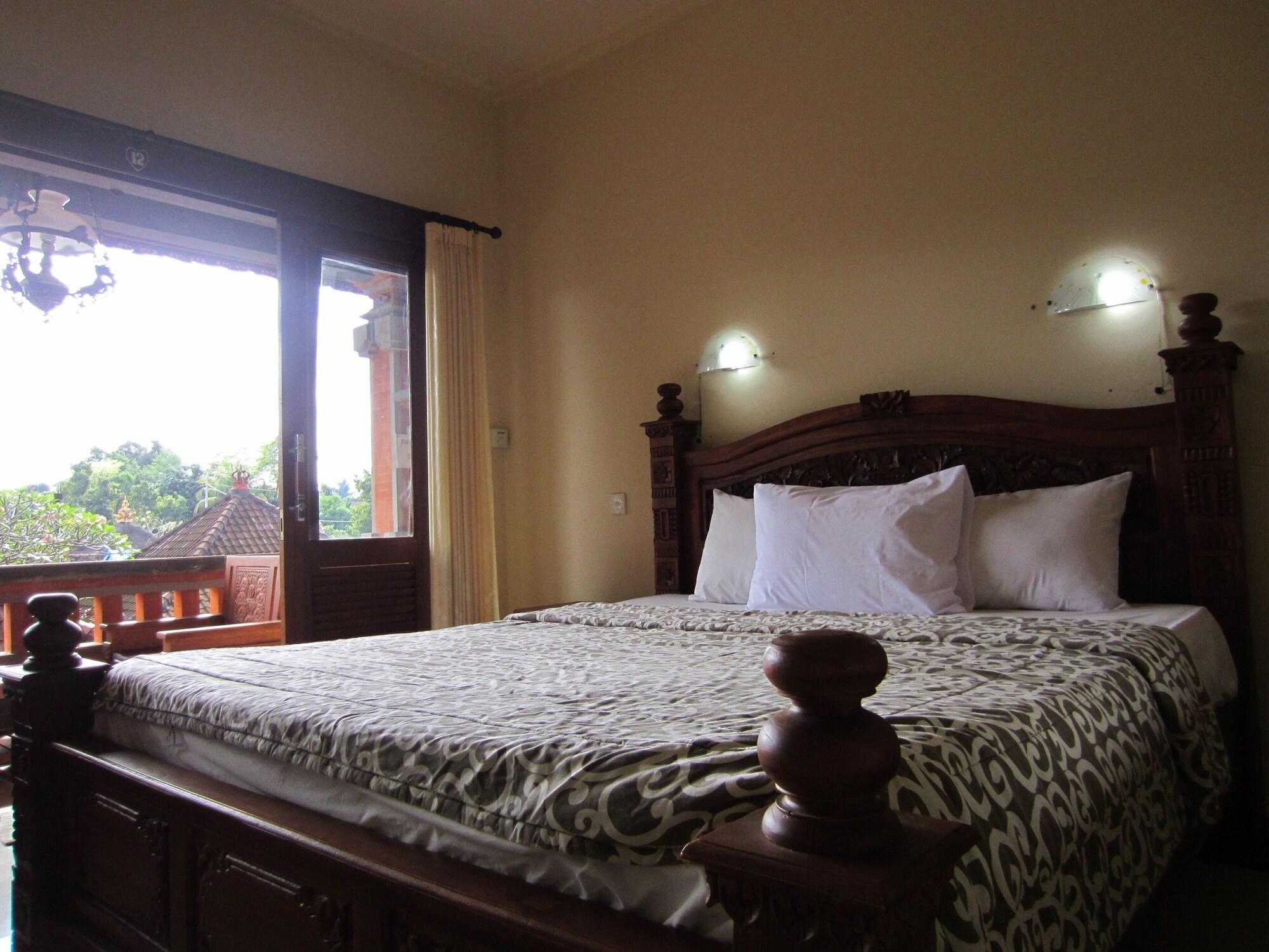 Varios Danasari Homestay