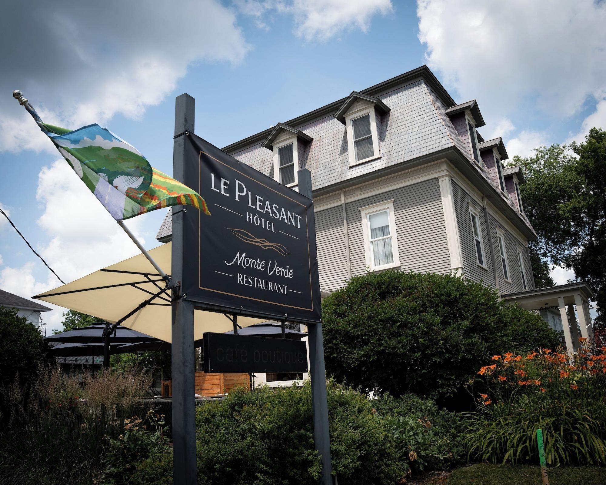 Vista Exterior Le Pleasant Hôtel