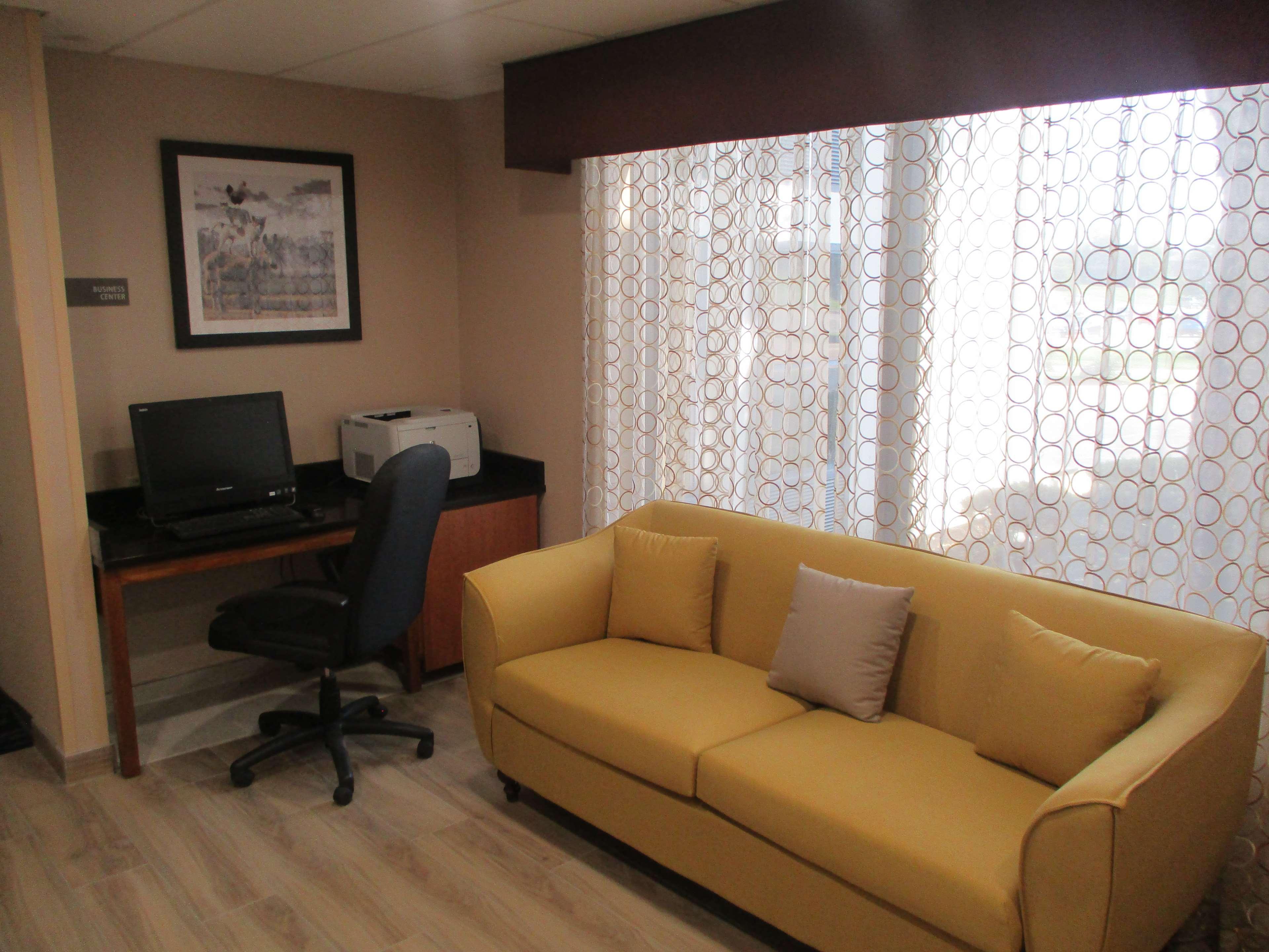 Centro de Negocios Best Western Batesville