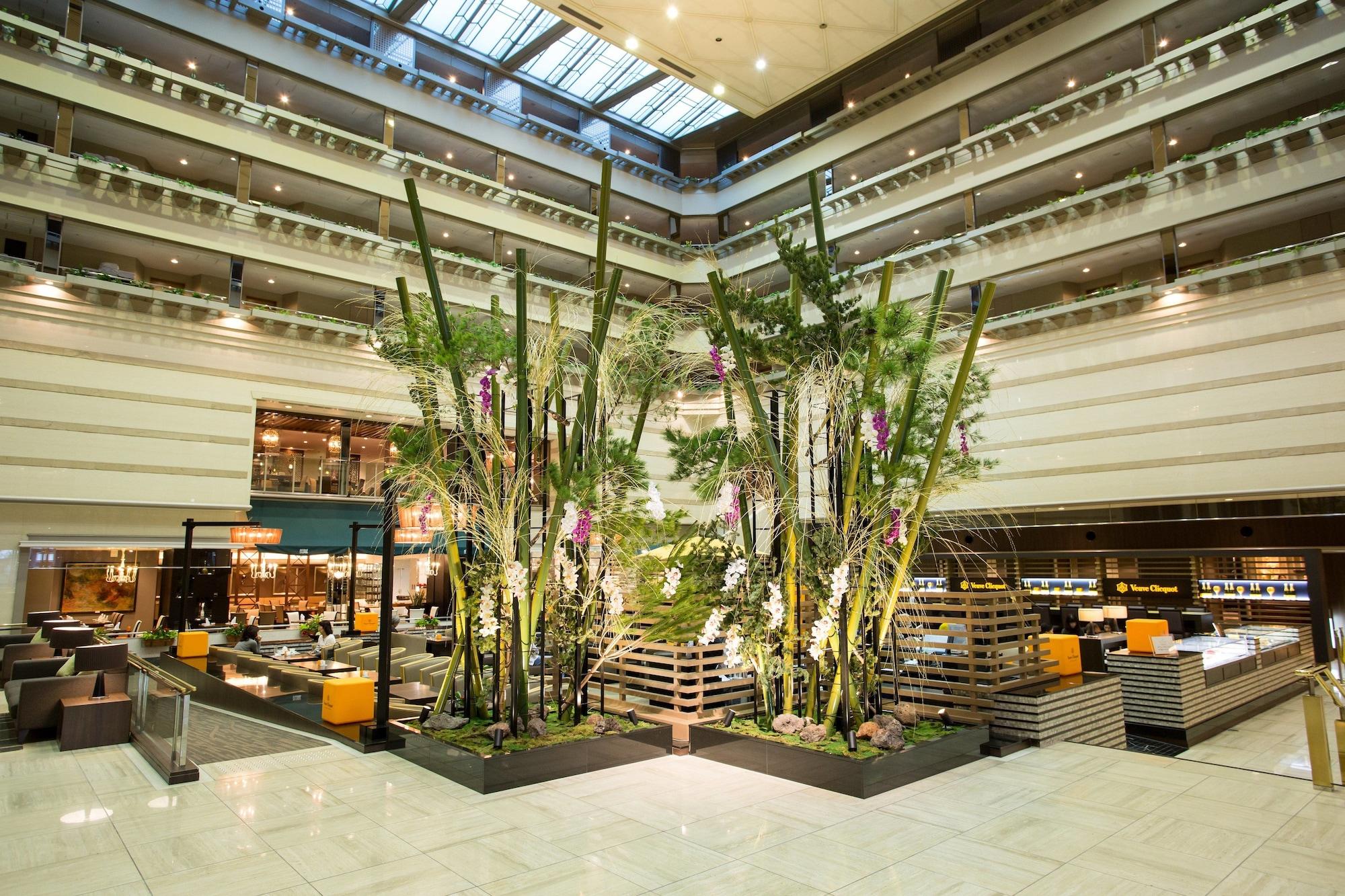 Vista Lobby Kyoto Brighton Hotel