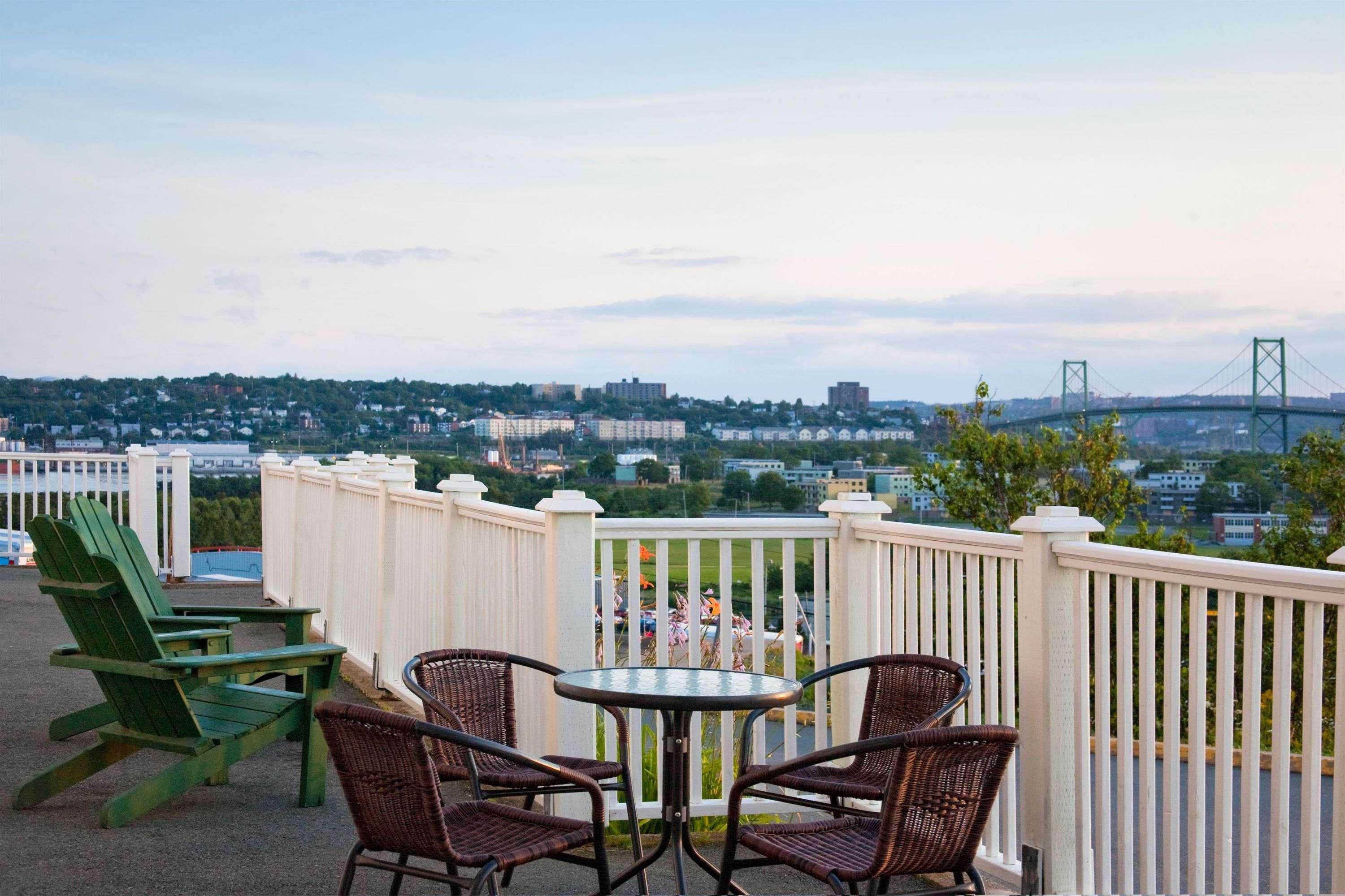 Vista Lobby Travelodge by Wyndham Santa Maria