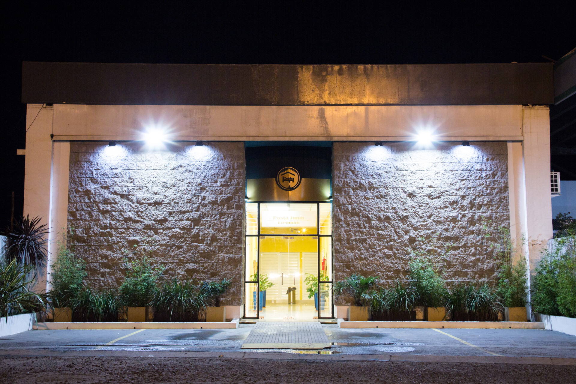 Vista Exterior Hotel Posta Junin