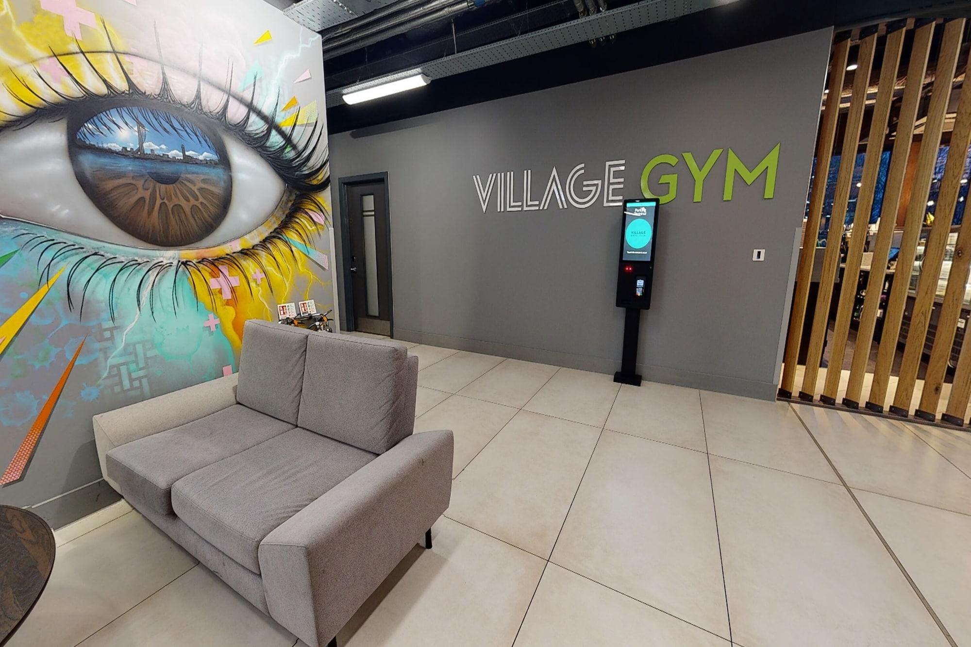 Vista Lobby Village Hotel Portsmouth