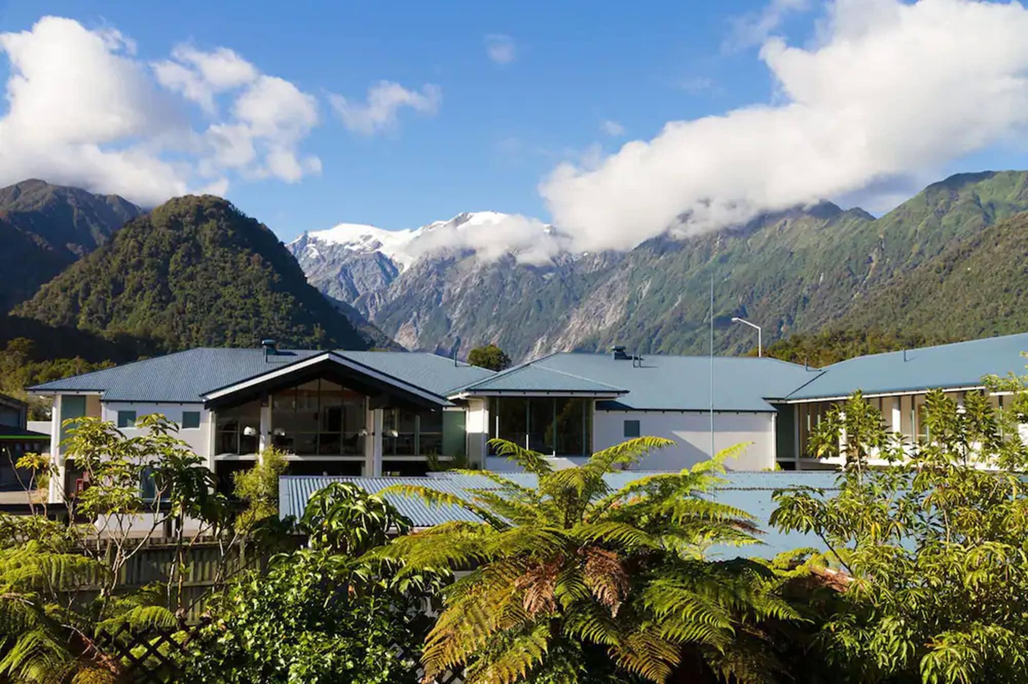 Vista Exterior Scenic Hotel Franz Josef Glacier