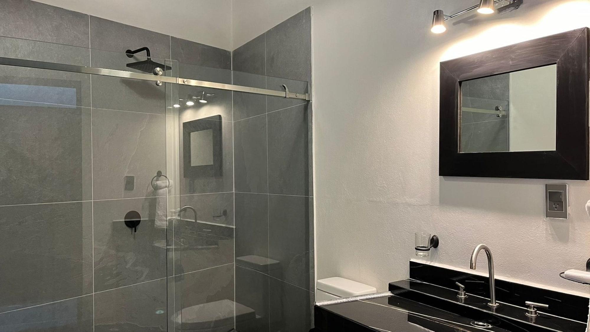 Equipamiento de Habitación DPJ Hotel
