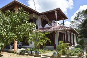 Alojamiento - Sinhagiri Villa