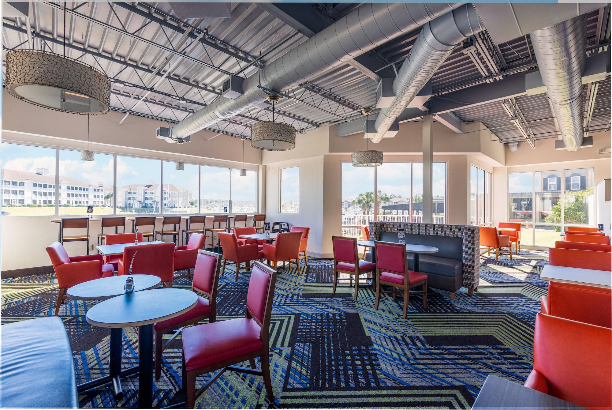 Restaurant Holiday Inn Express N.Myrtle Beach- Little River by IHG