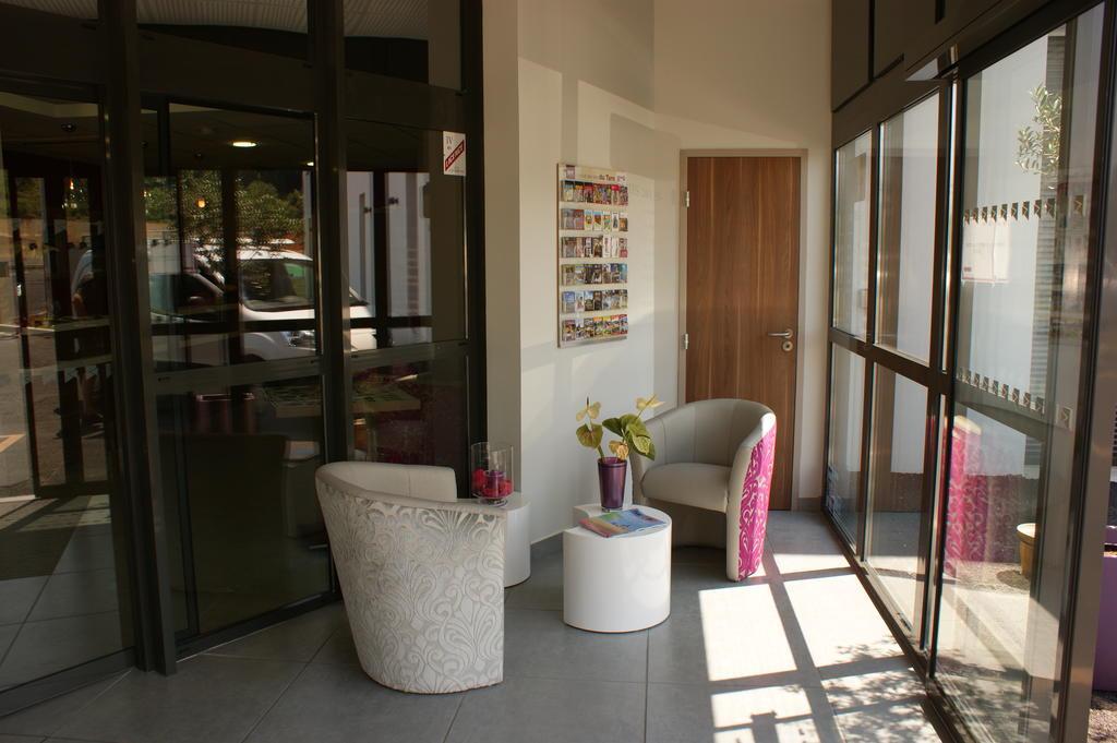 Vista Lobby ibis Styles Castres