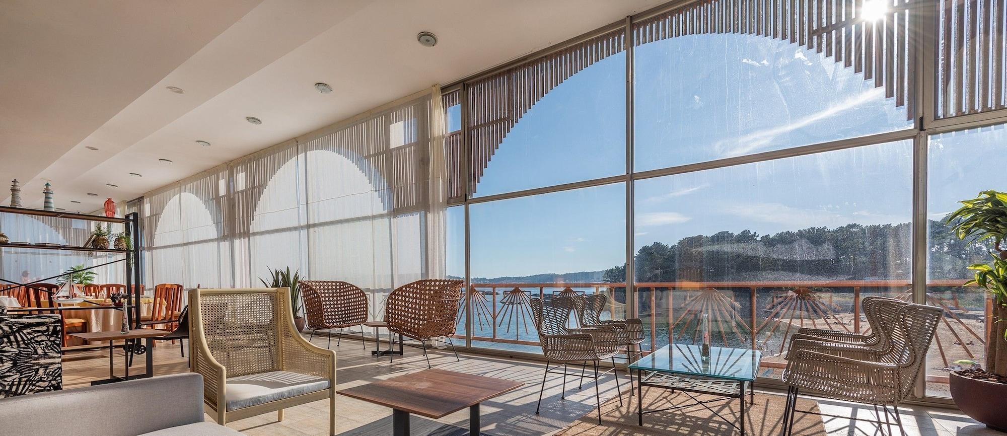 Bar/Salón Hotel Norat Palmeira Playa