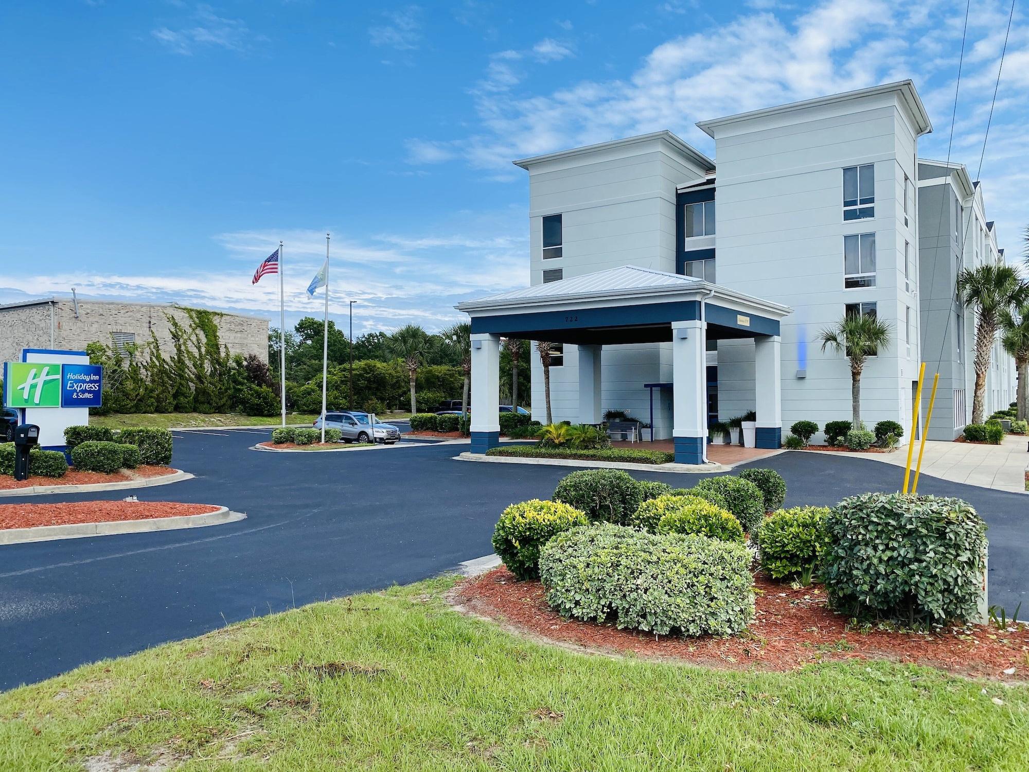Vista Exterior Holiday Inn Express N.Myrtle Beach- Little River by IHG
