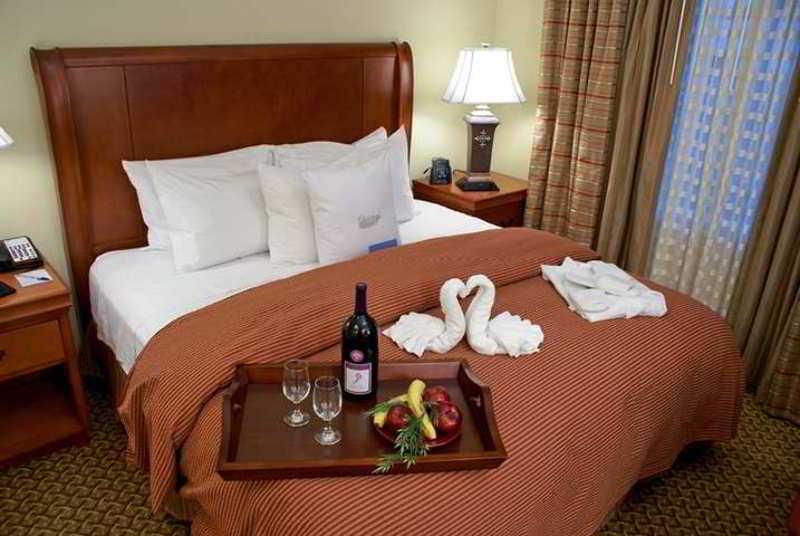 Vista Exterior Homewood Suites by Hilton Ft. Lauderdale Airport-Cruise Port