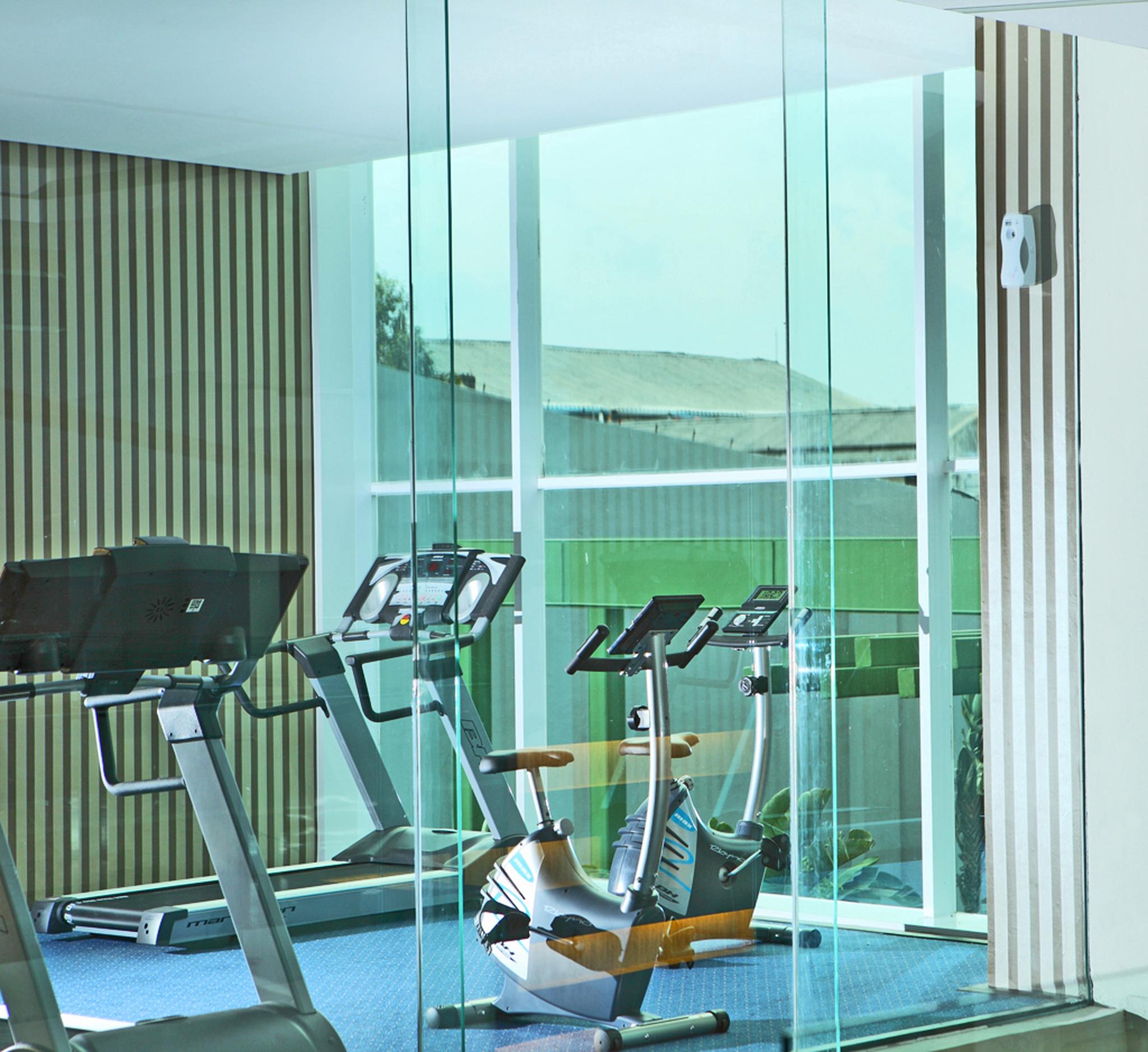 Instalaciones Recreativas Hotel Santika Tasikmalaya