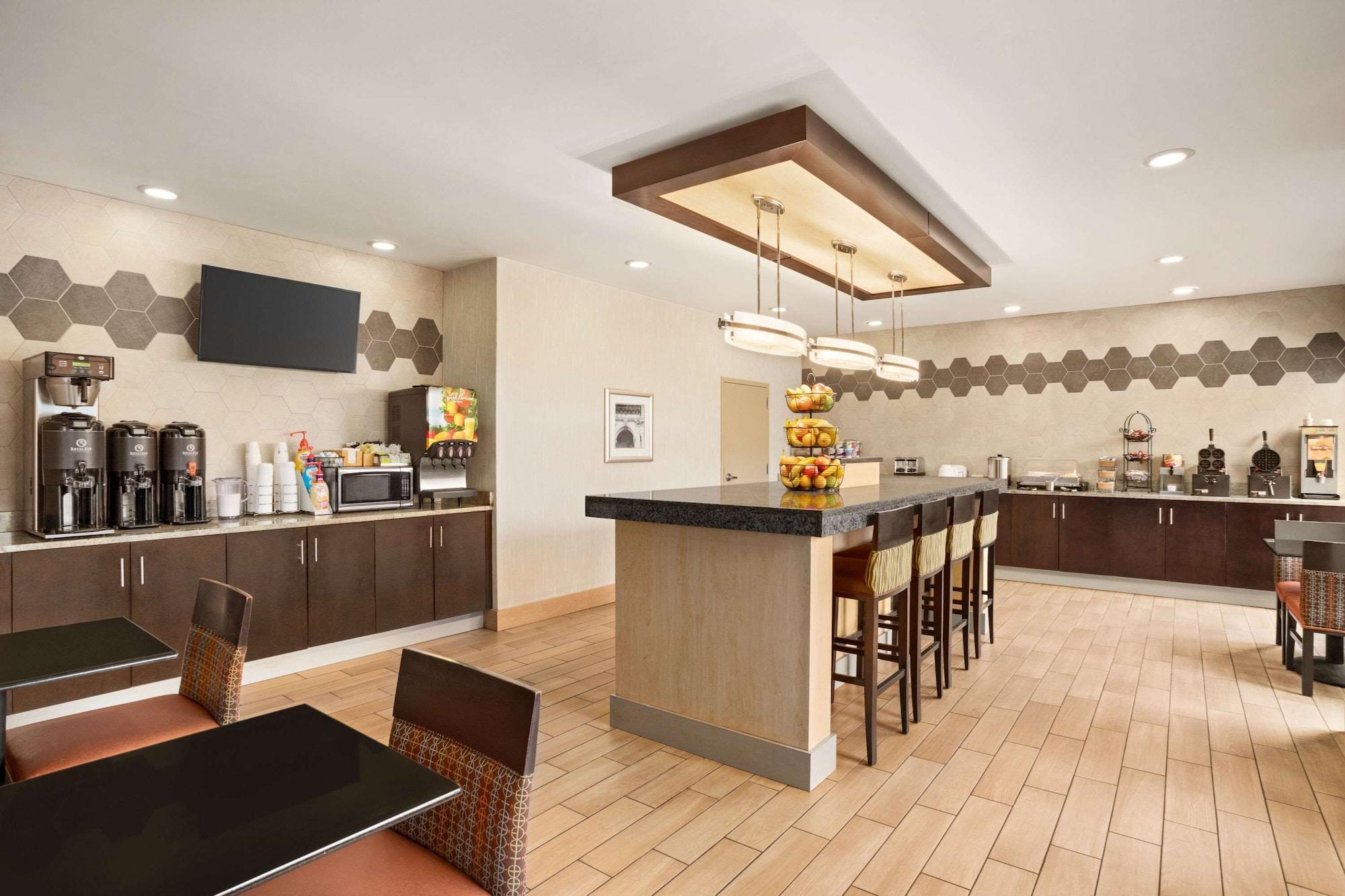 Restaurant La Quinta Inn & Suites by Wyndham Richmond-Midlothian