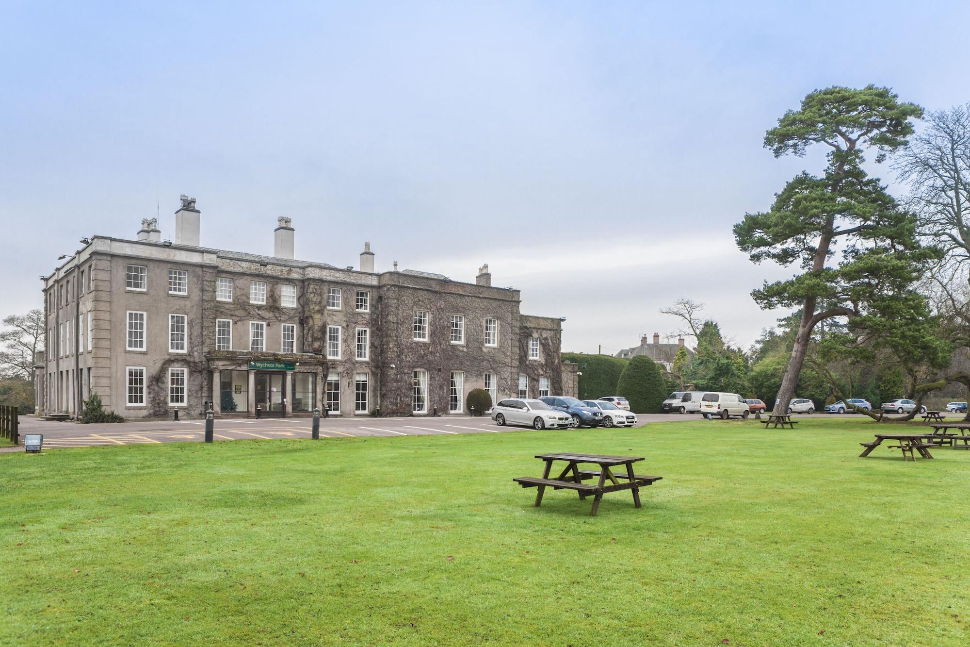 Vista Exterior Wychnor Park Country Club