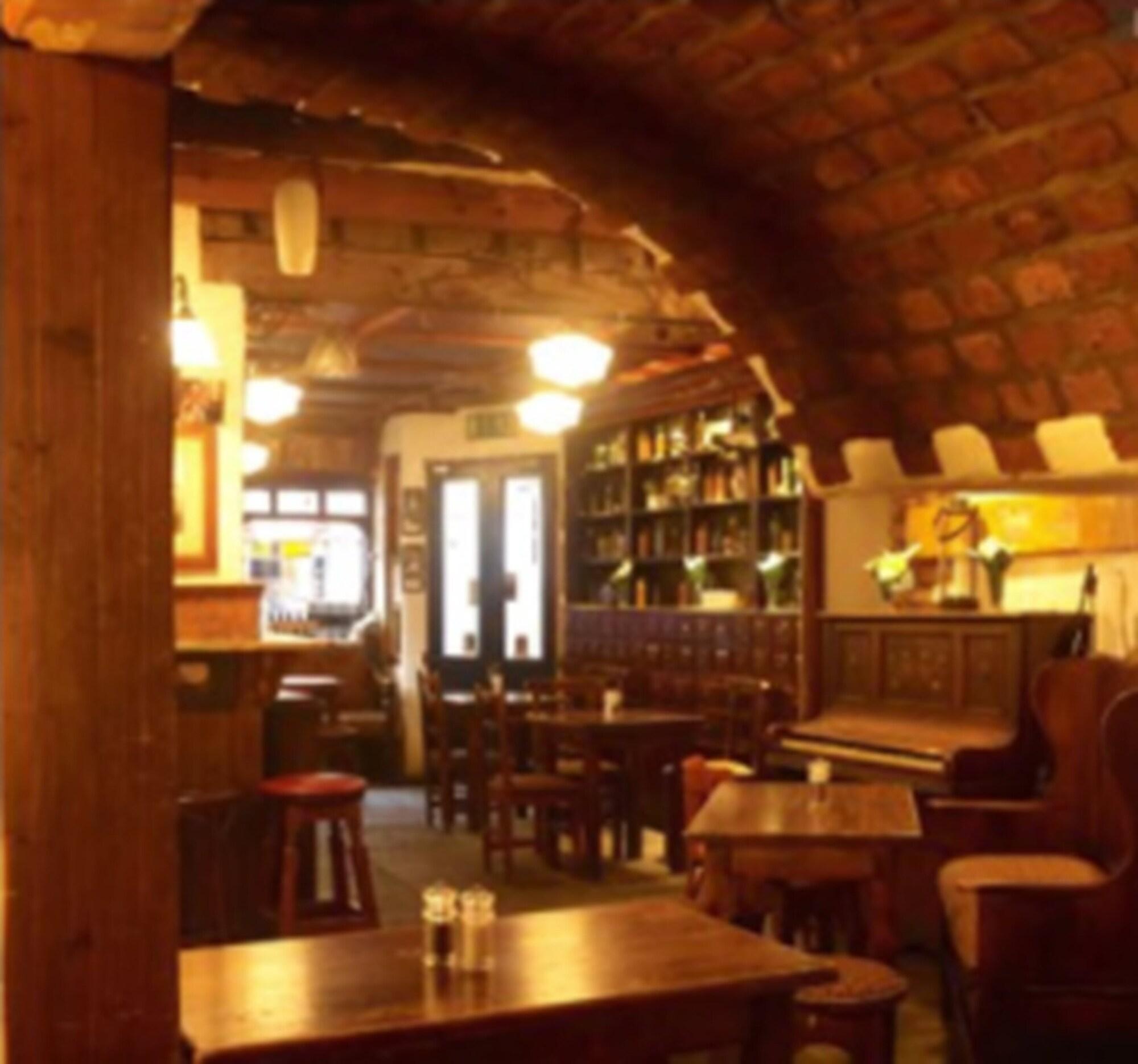 Bar/Salón Celtic Lodge Guesthouse - Restaurant & Bar
