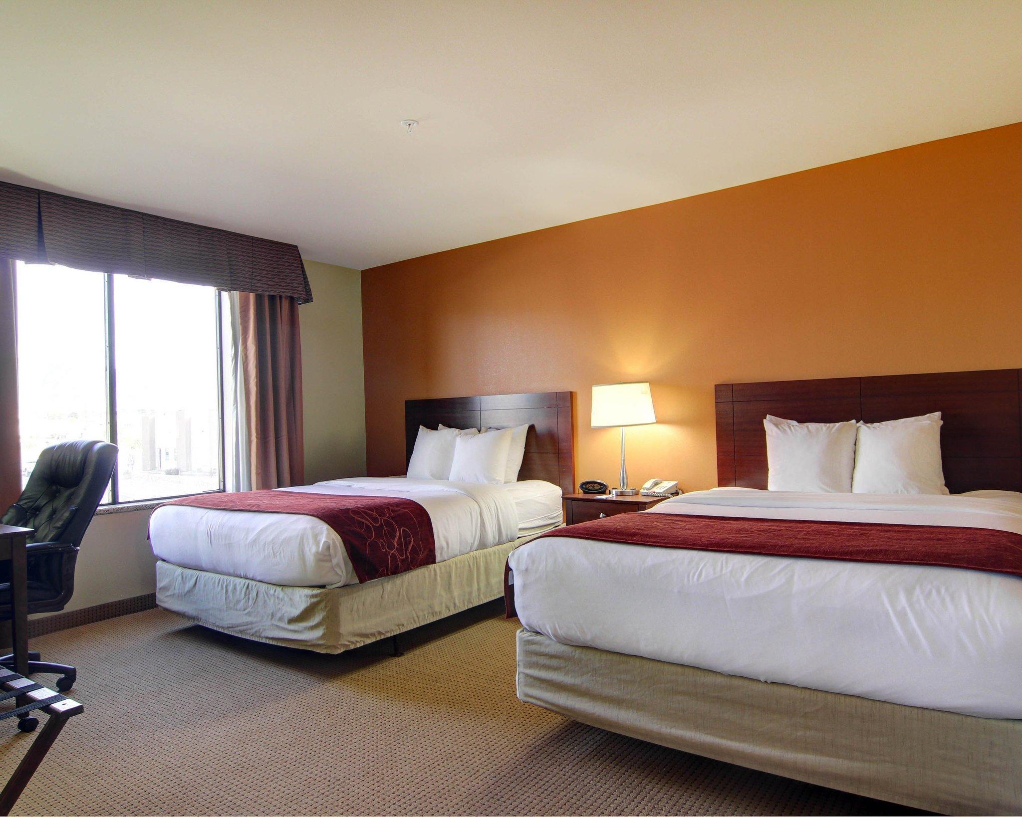 Vista Exterior Comfort Suites El Paso West