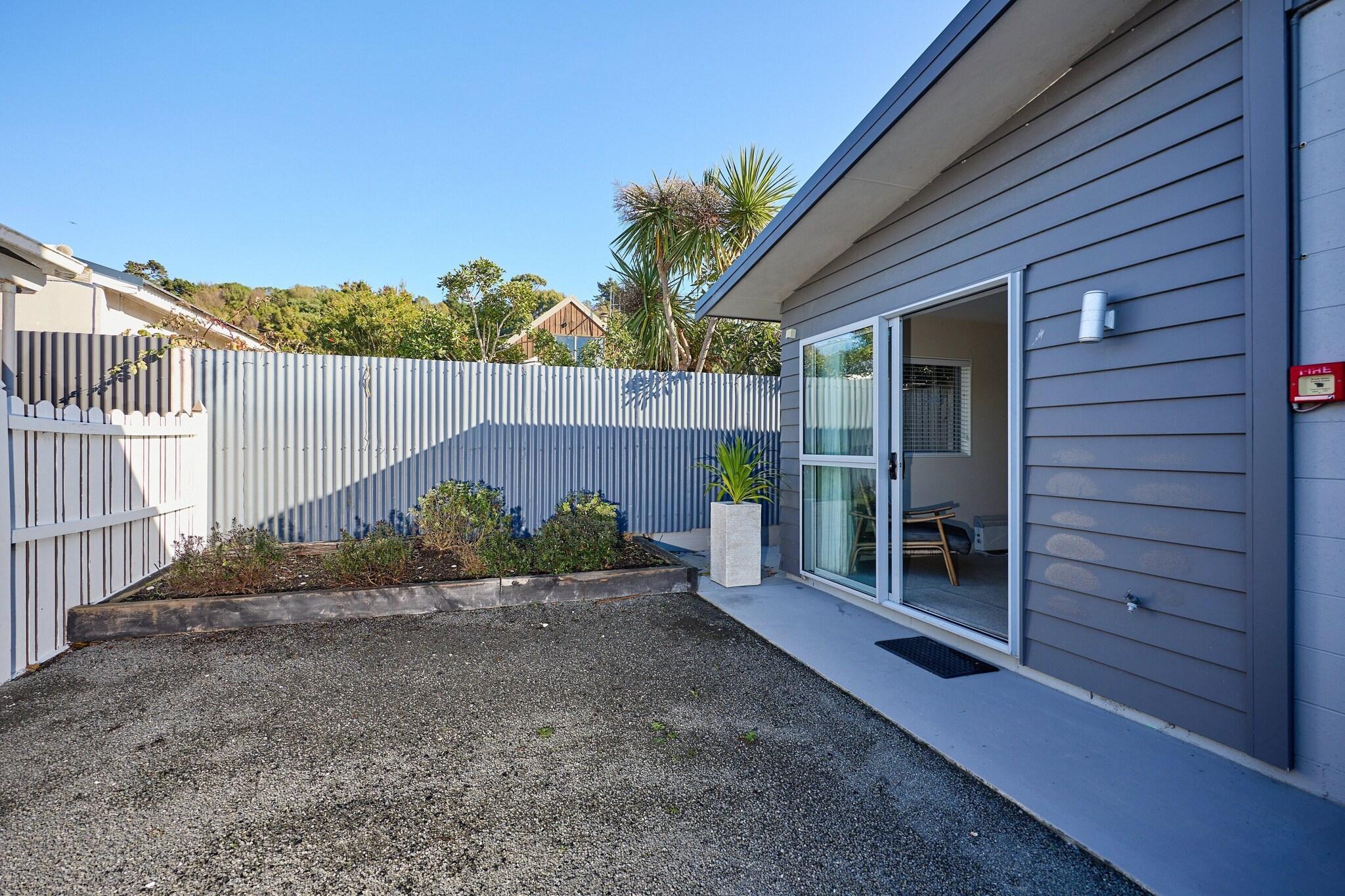 Vista Exterior Kaikoura Waterfront Apartments