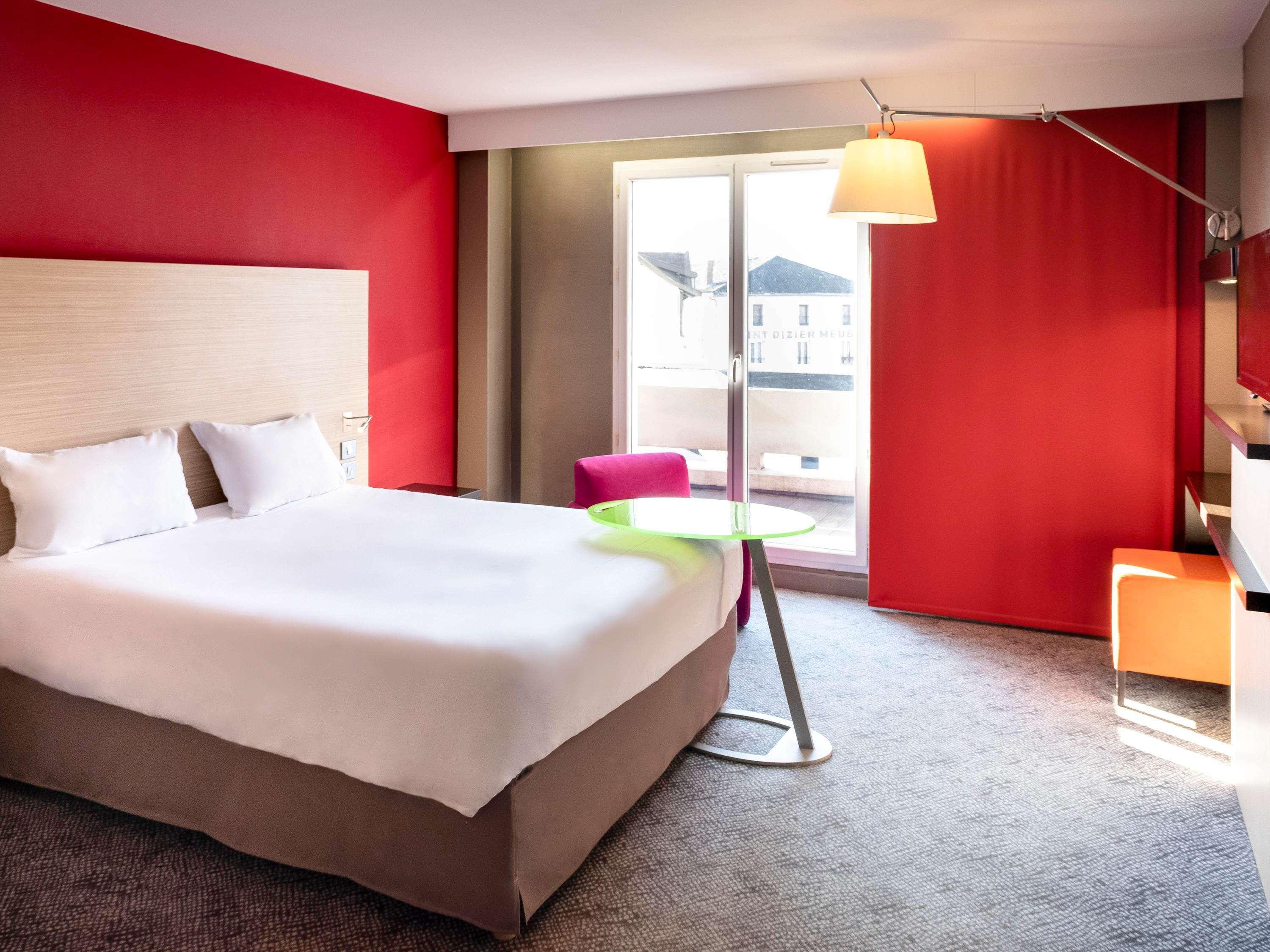 Vista Exterior ibis Styles Saint-Dizier