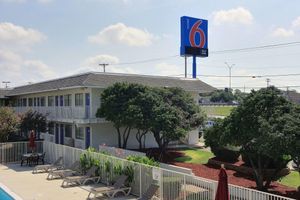 Alojamiento - Motel 6 Austin, TX - North