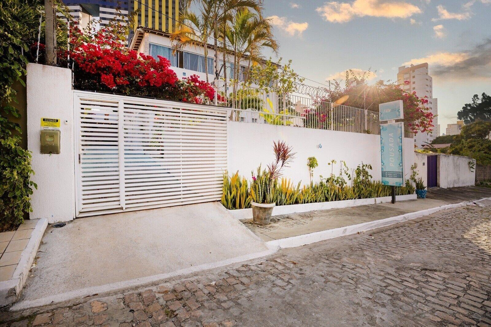 Vista Exterior Pousada Flor De Ponta Negra