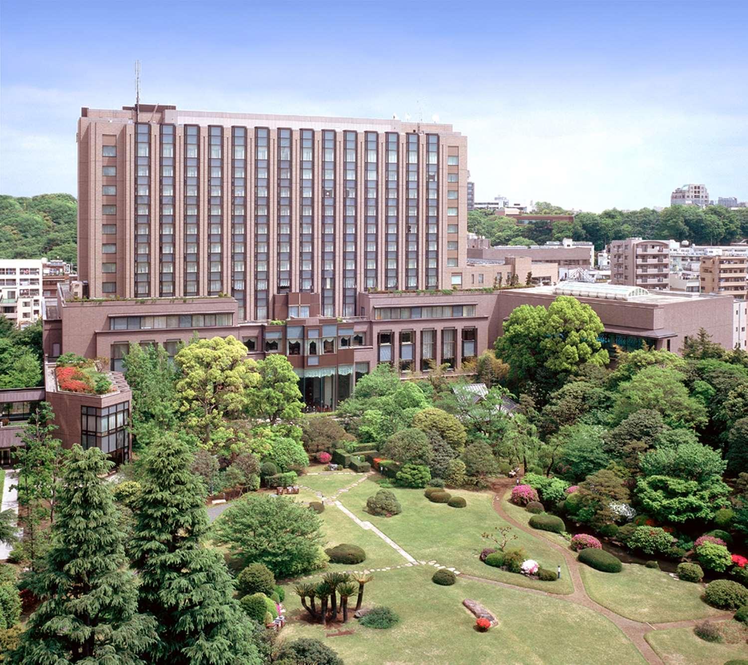Vista da fachada RIHGA Royal Hotel Tokyo