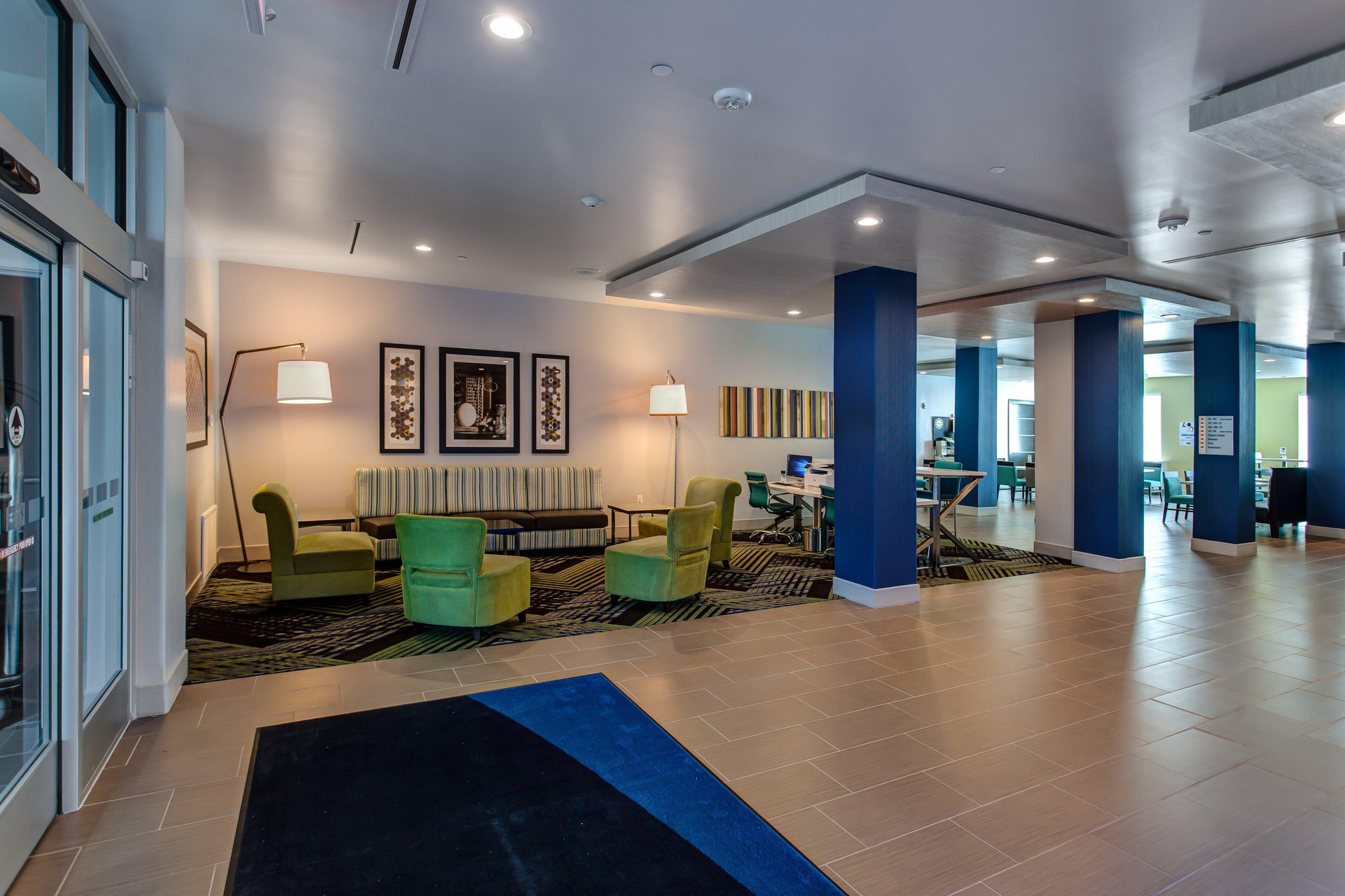 Vista Lobby Holiday Inn Express Suites Gatesville N Ft Hood