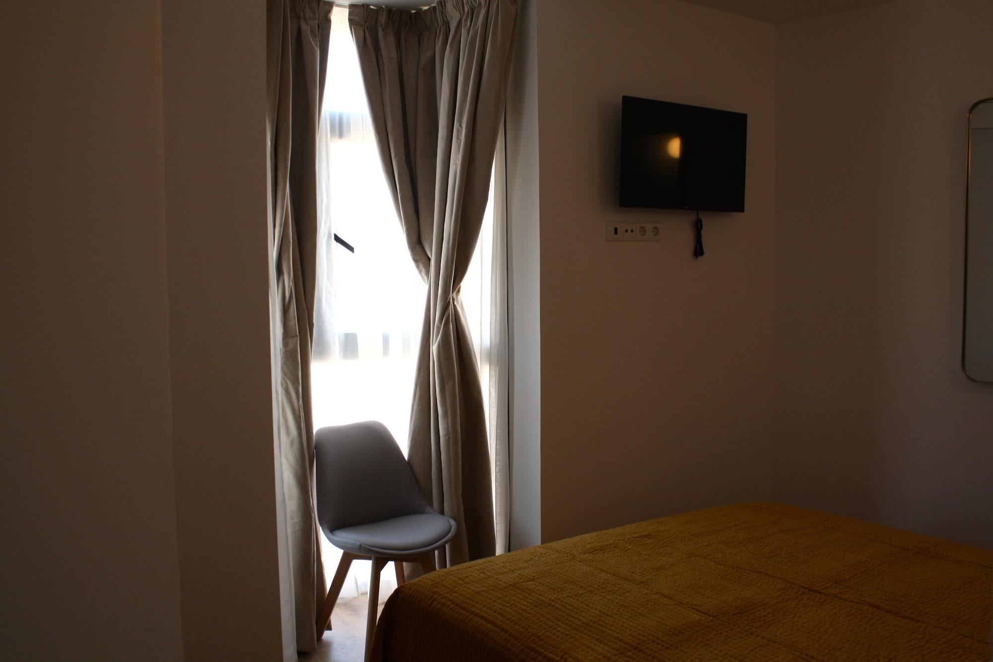 Set de Habitación APARTAHOTEL MADRID URBAN SUITES - EDIFICIO EXCLUSIVO - 7 Apartments Boutique Full Equiped