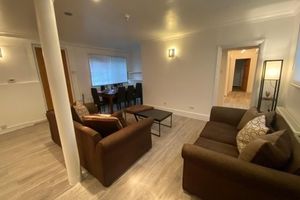 Alquiler Temporario - Large 3 Bedroom Flat Earl s Court West Kensington