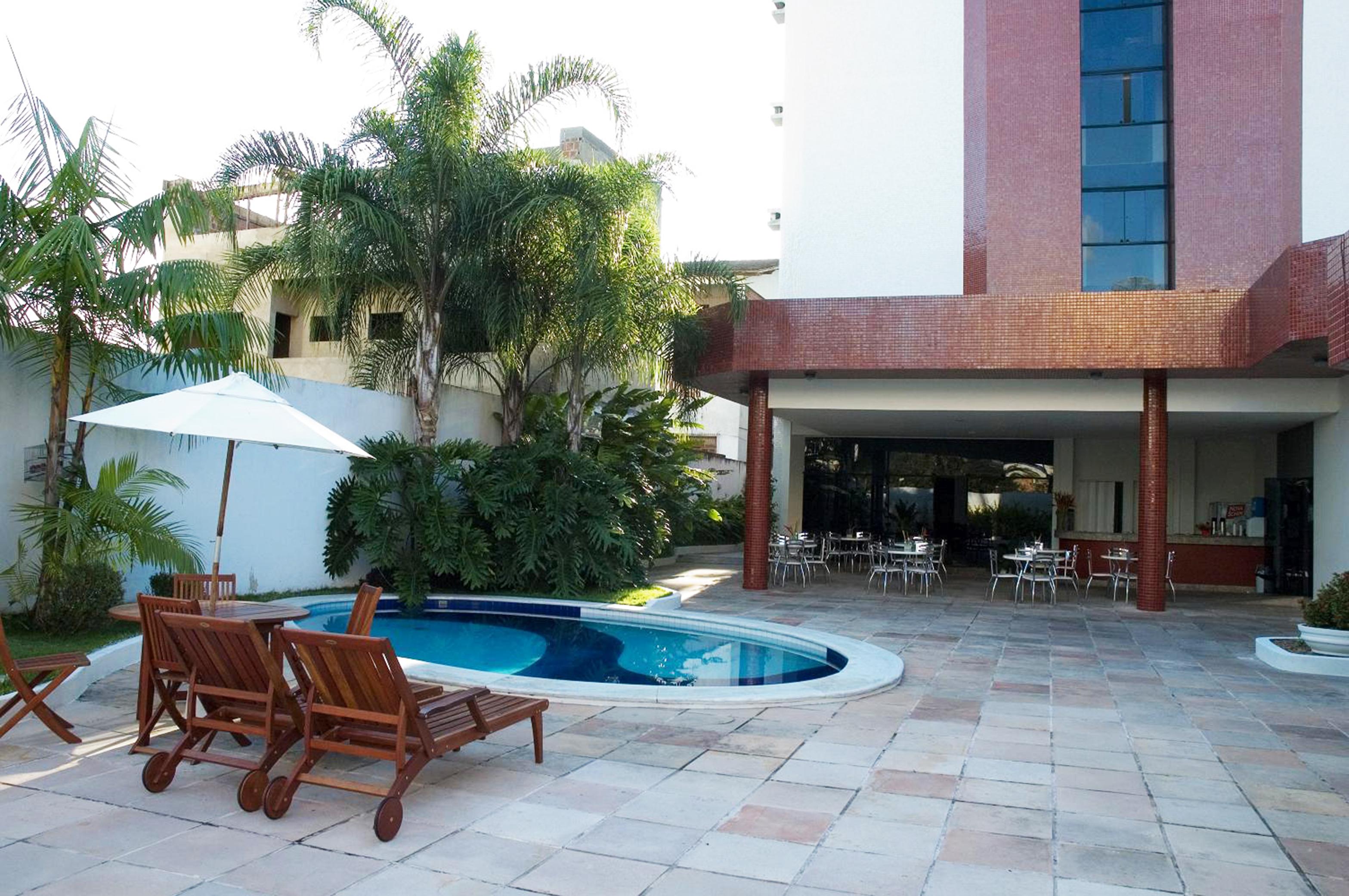 Vista Piscina Tarik Fontes Plaza Hotel