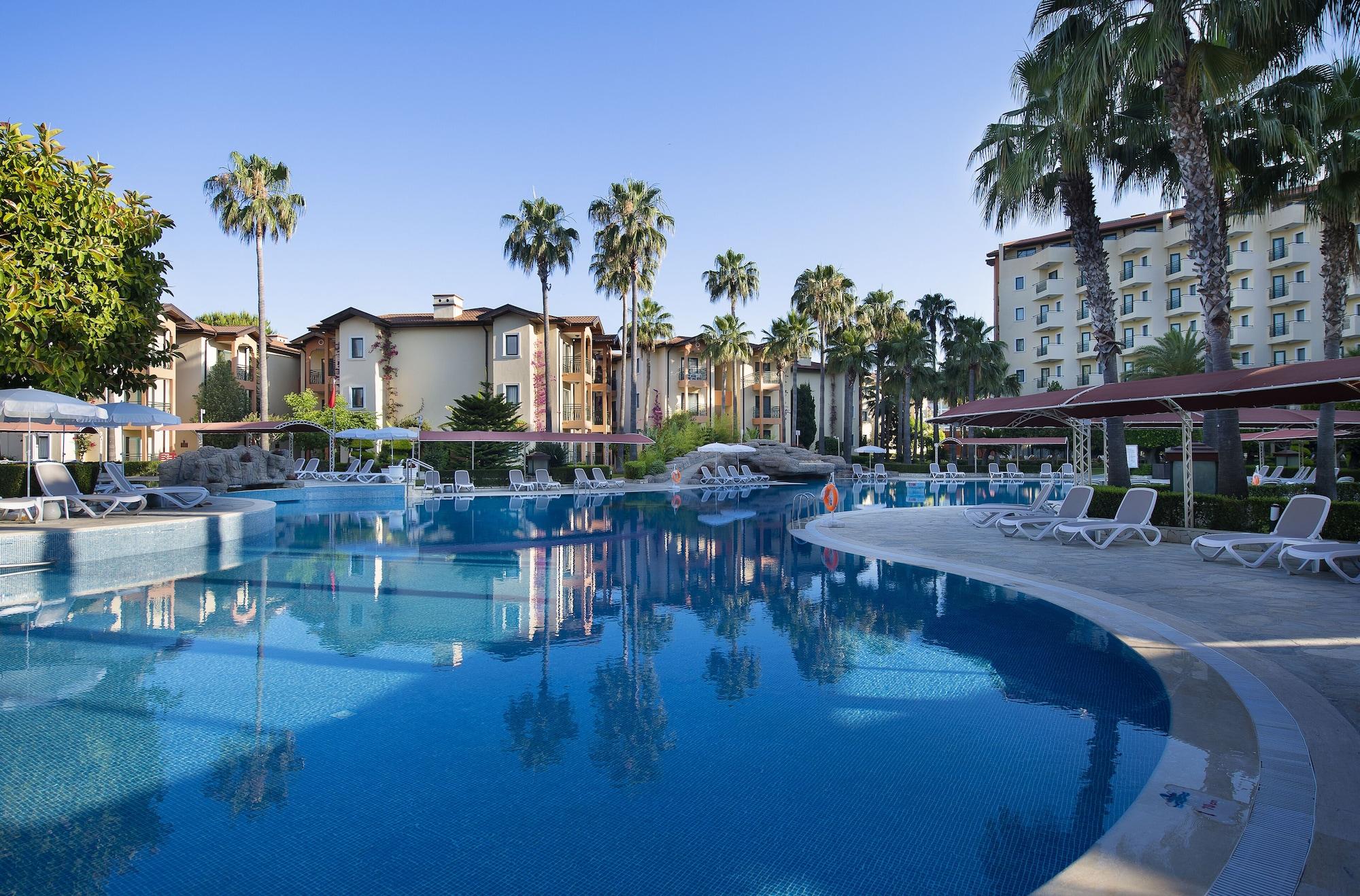 Vista Piscina Miramare Queen Hotel - All Inclusive