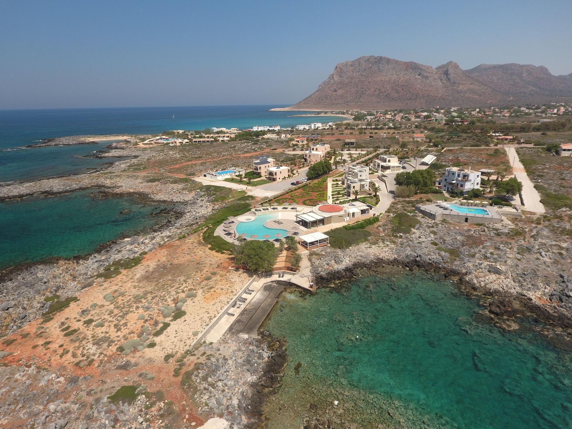 Vista Exterior Kavos Hotel